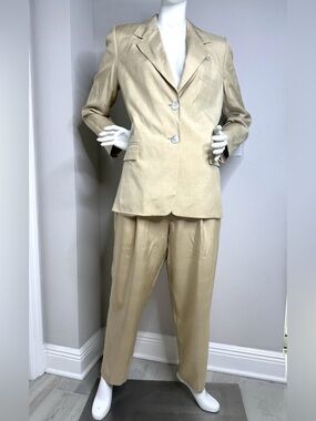Ellen Tracy Linda Allard Beige Silk Suit 2Pc Blazer Pants Women 12-14 Petite Vtg